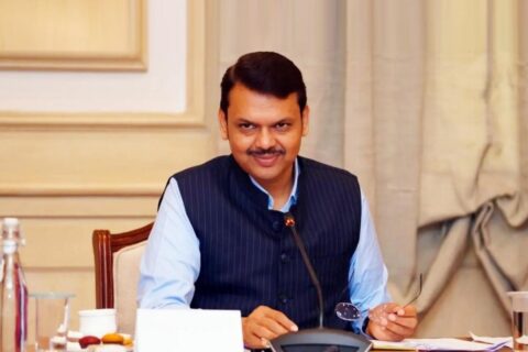 Devendra-Fadnavis-500x4701