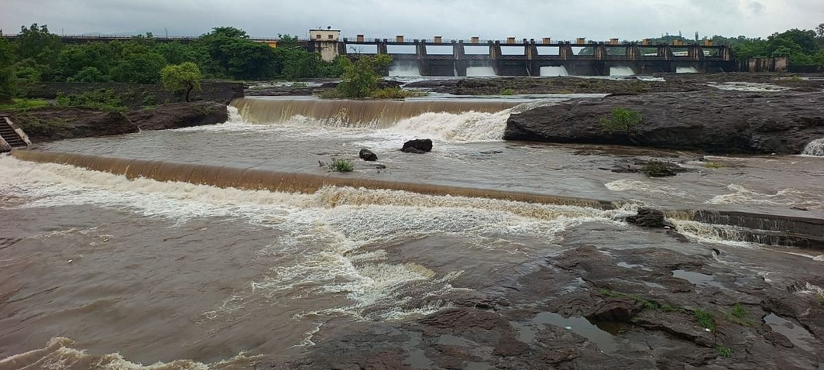 Khadakwasla Dam